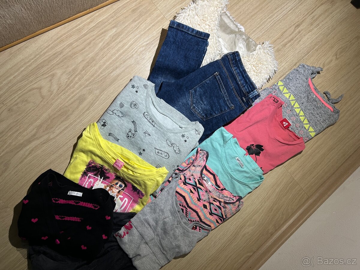 Set dívčího oblečení - 2