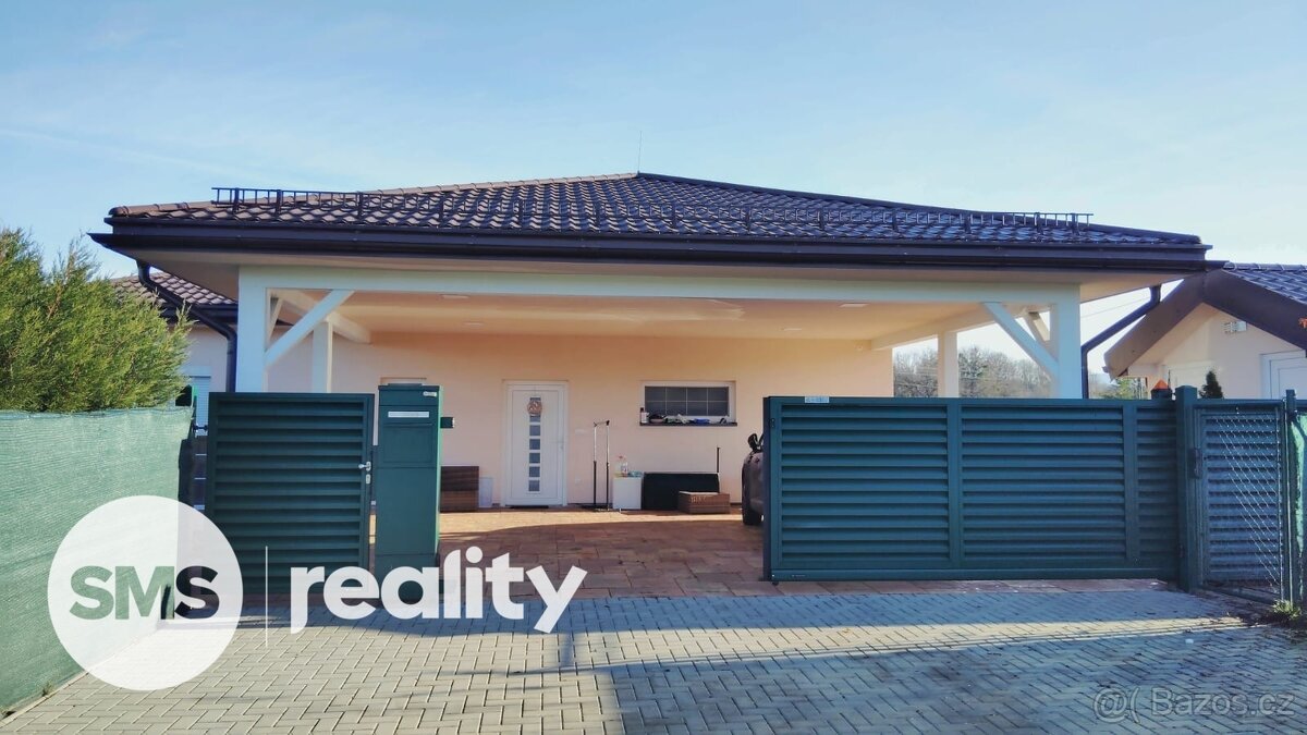 Nabízíme krásný dům o velikosti 5+1. - 2