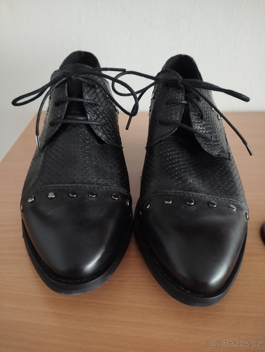 Kožené italské botky vel. 40 - 2