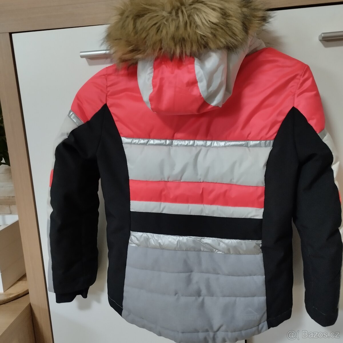 Dívčí zimní bunda McKinley - 2