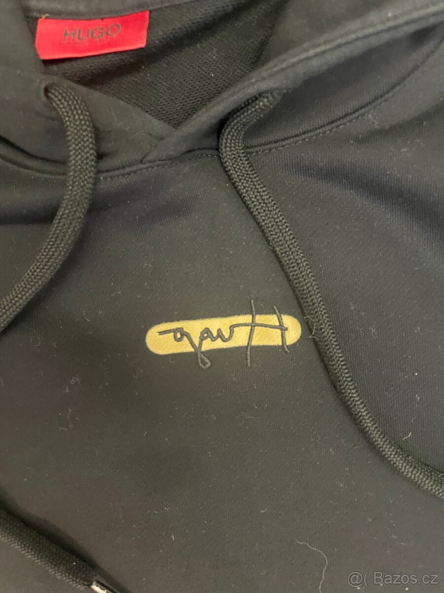HUGO BOSS černá hoodie s kapucí - 2