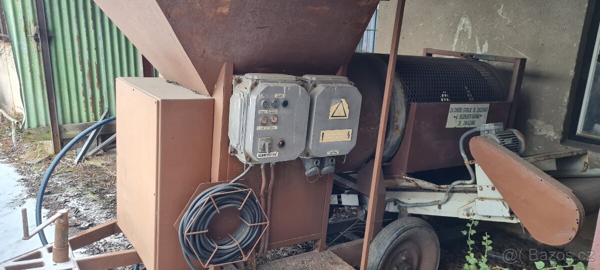 Třídička, drtička, dopravník - 2