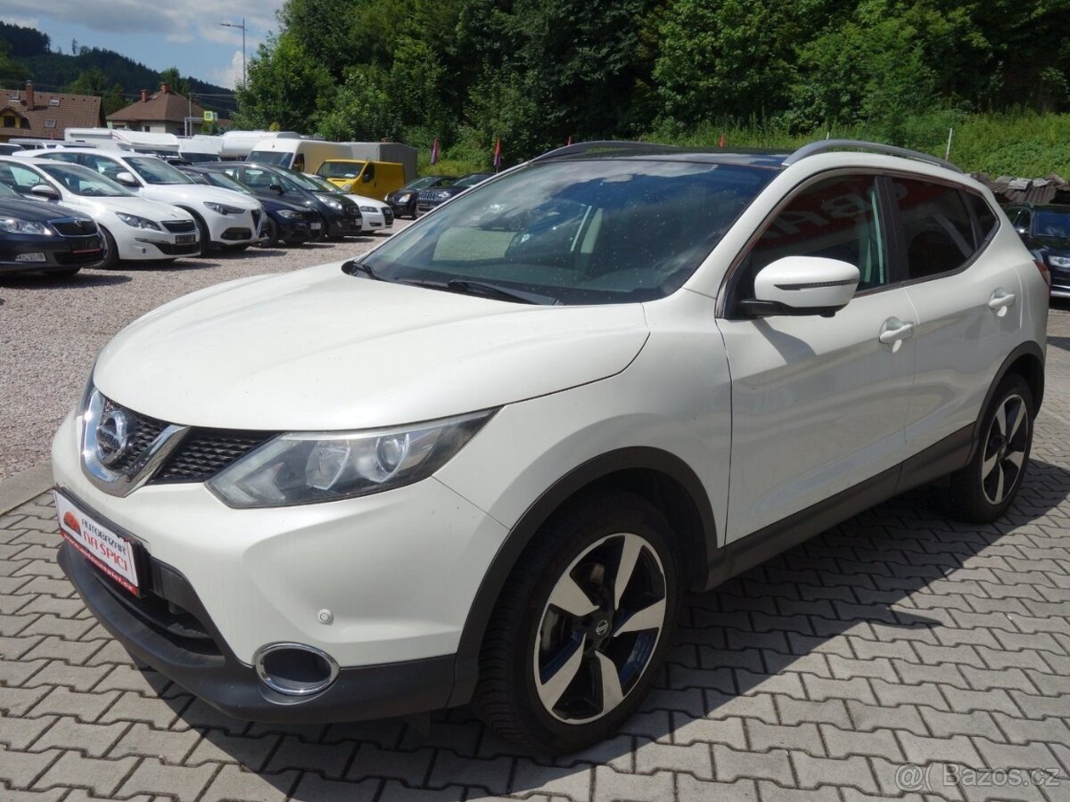 NISSAN QASHQAI 1.5dCi 81kW -VÝBAVA - 2