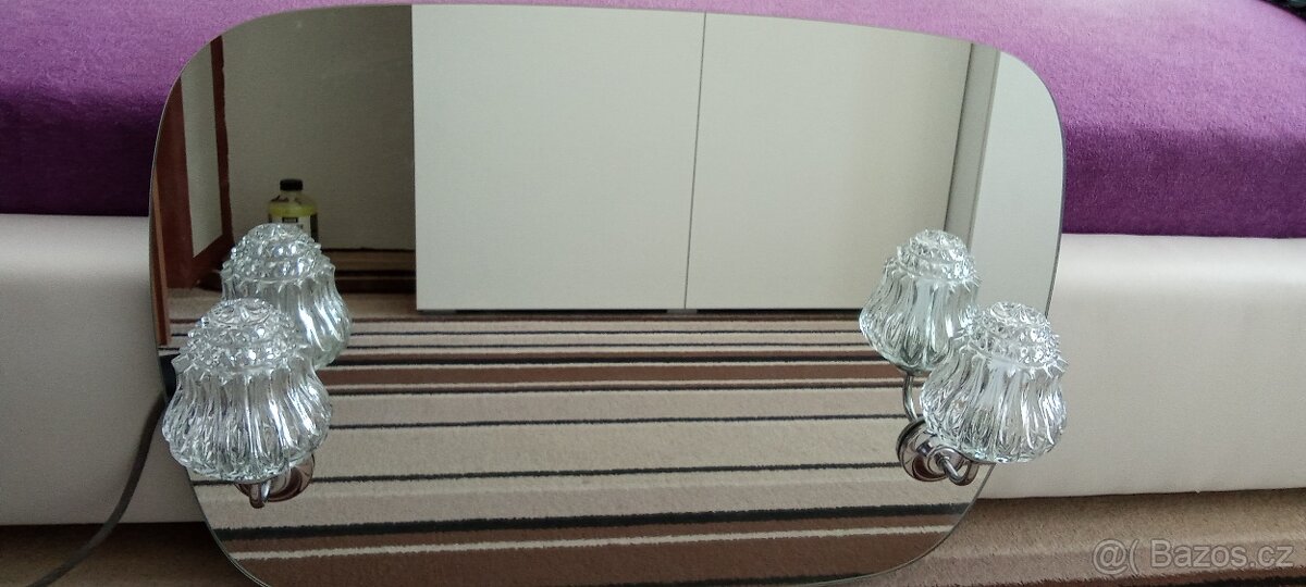 Zrcadlo se dvěma žárovkami e14 - 2