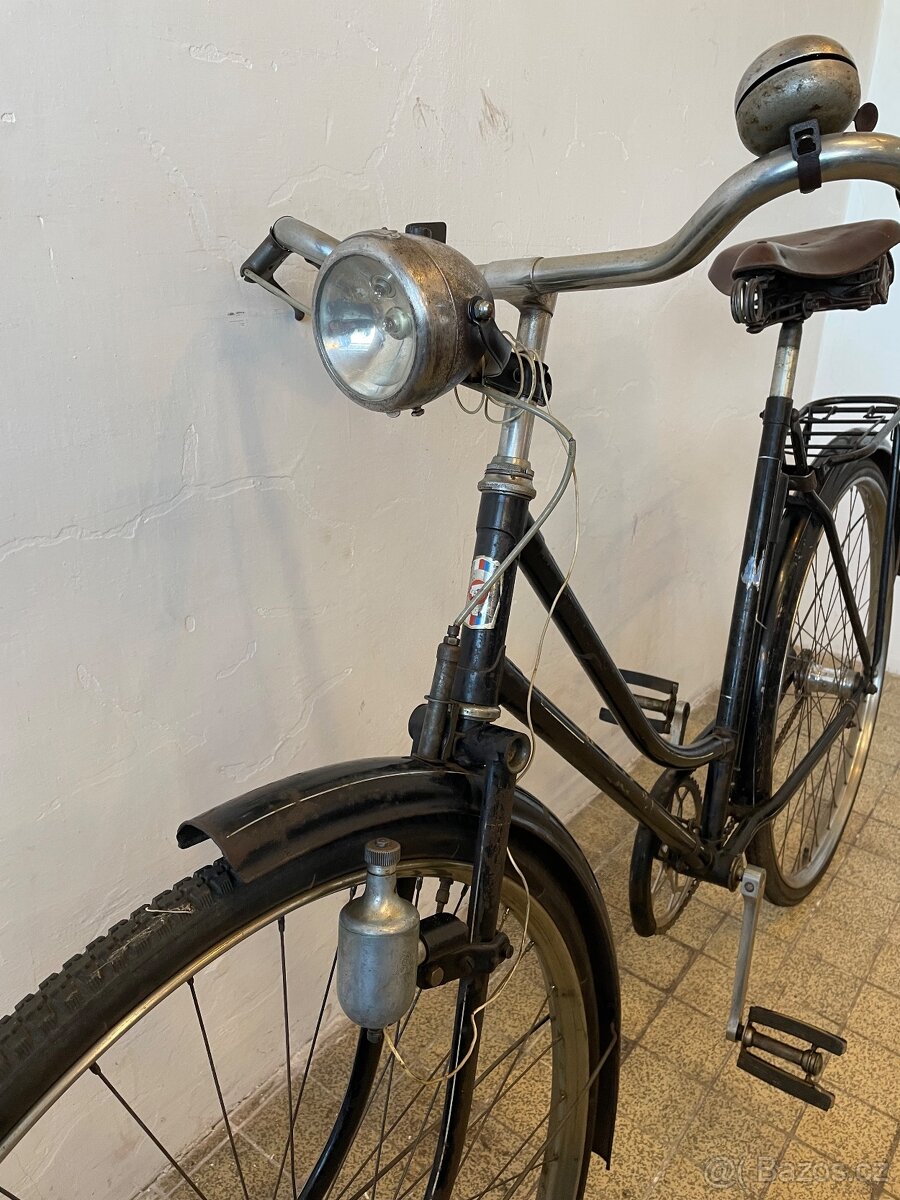Staré jízdní kolo - 2
