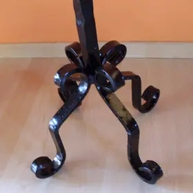 Svícen-ručně kovaný - 2