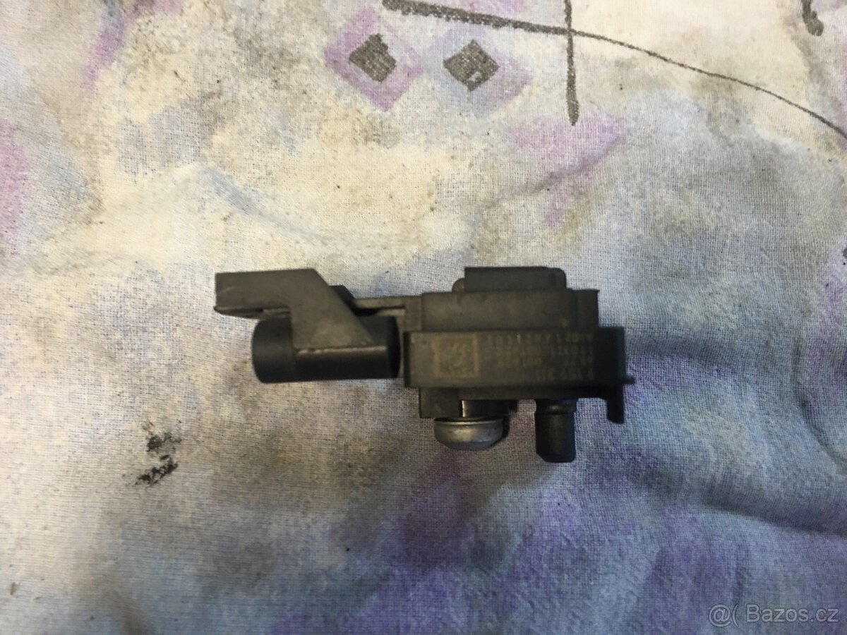 Nárazový senzor do dveří - 2