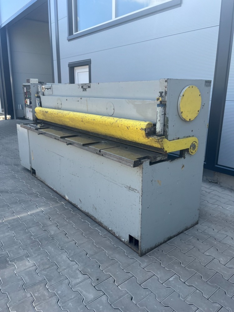 36. Tabulové nůžky NTC 2500/4 - 2