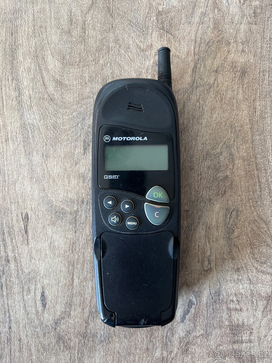 Mobil retro Motorola MG1 - 2