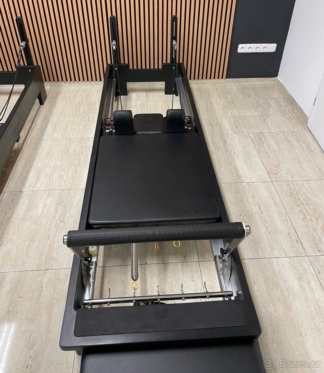 Pilates reformer - 2