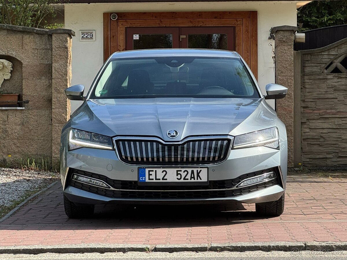 Škoda Superb 1.4 PHEV 160kW 1.MAJ. ČR DPH NEBOURÁN - 2