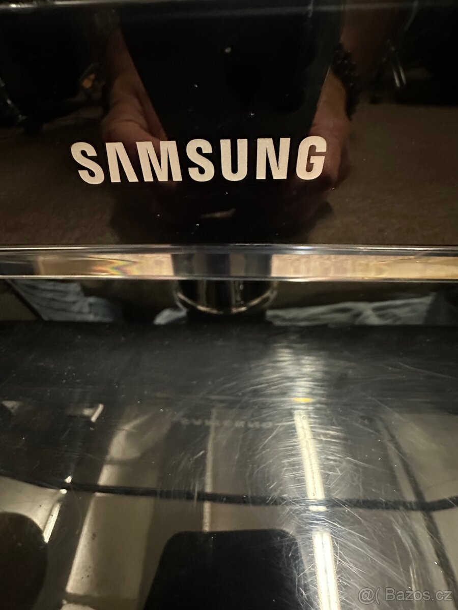 Samsung LED TV 32” - 2