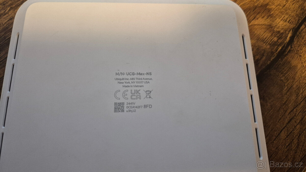 UBIQUITI UCG-MAX-NS - 2