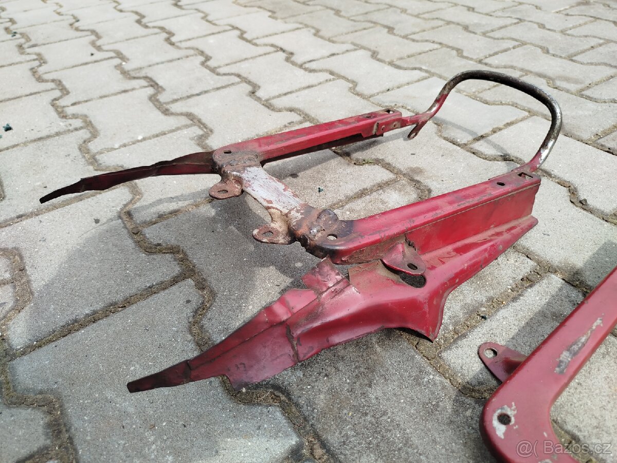 Podsedlový plech Jawa - 2