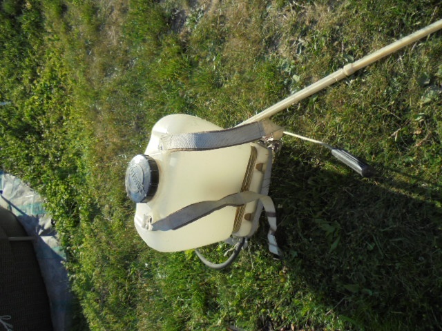 zádový postřikovač mechanický - 2