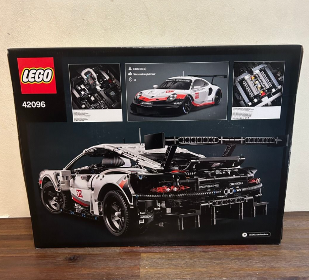 LEGO Technic 42096 Porsche 911 RSR - 2