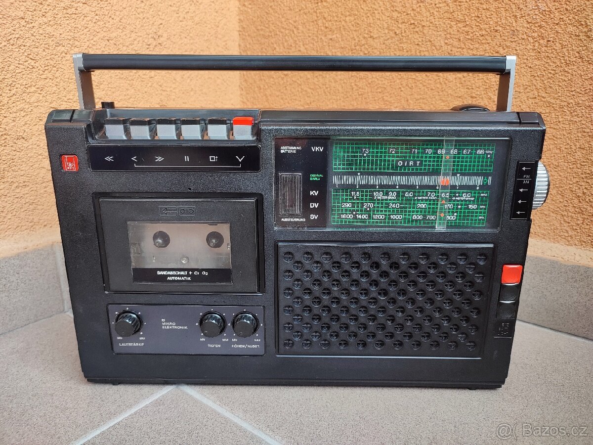 STERN-RADIORECORDER R4100. - 2