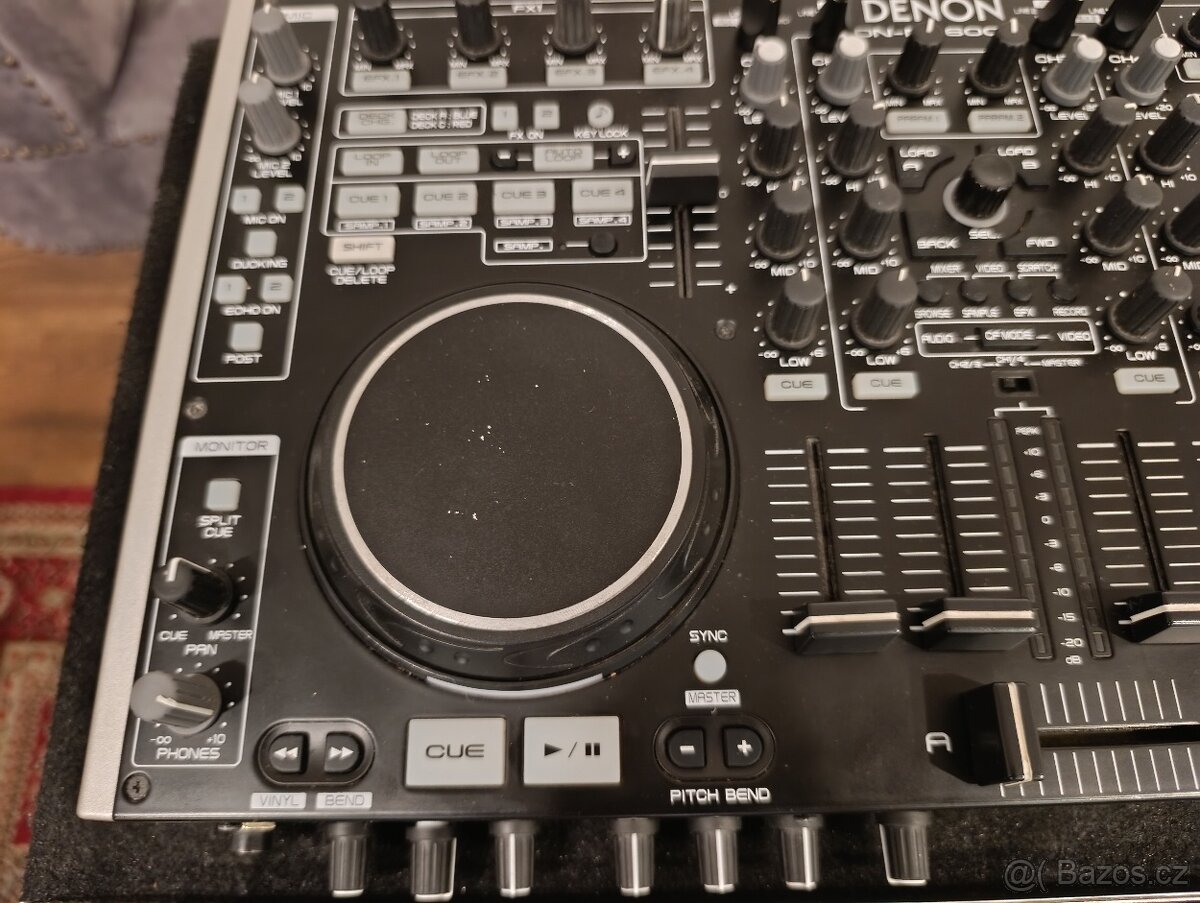 Prodám Dj kontrolér DENON DJ MC6000 - 2