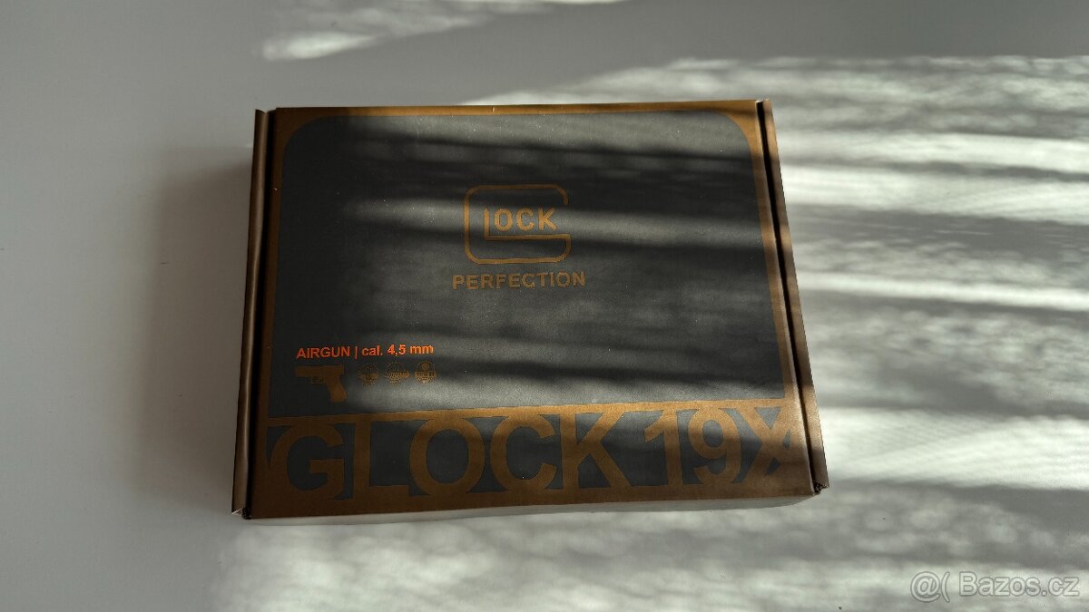 Vzduchová pistole Glock 19X - 2