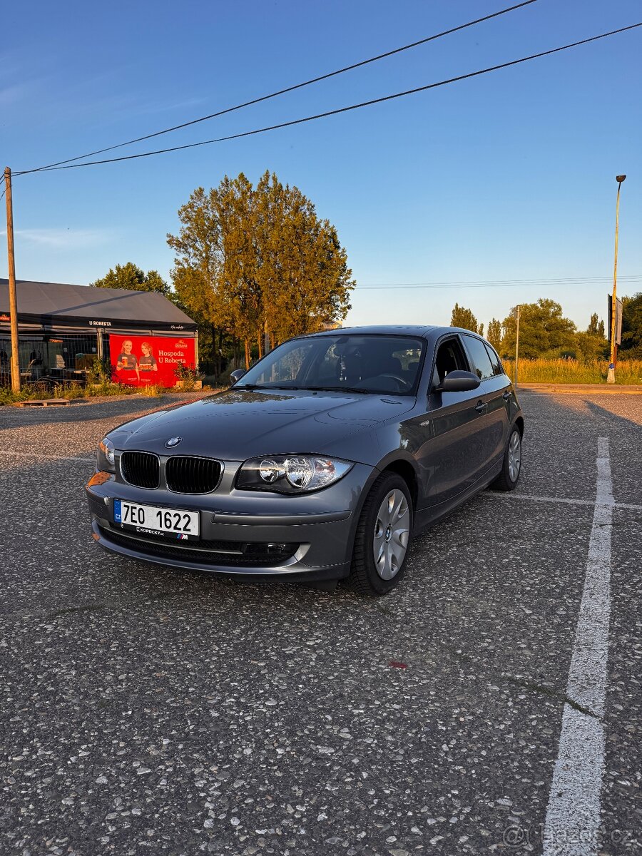 BMW e87 118i - 2