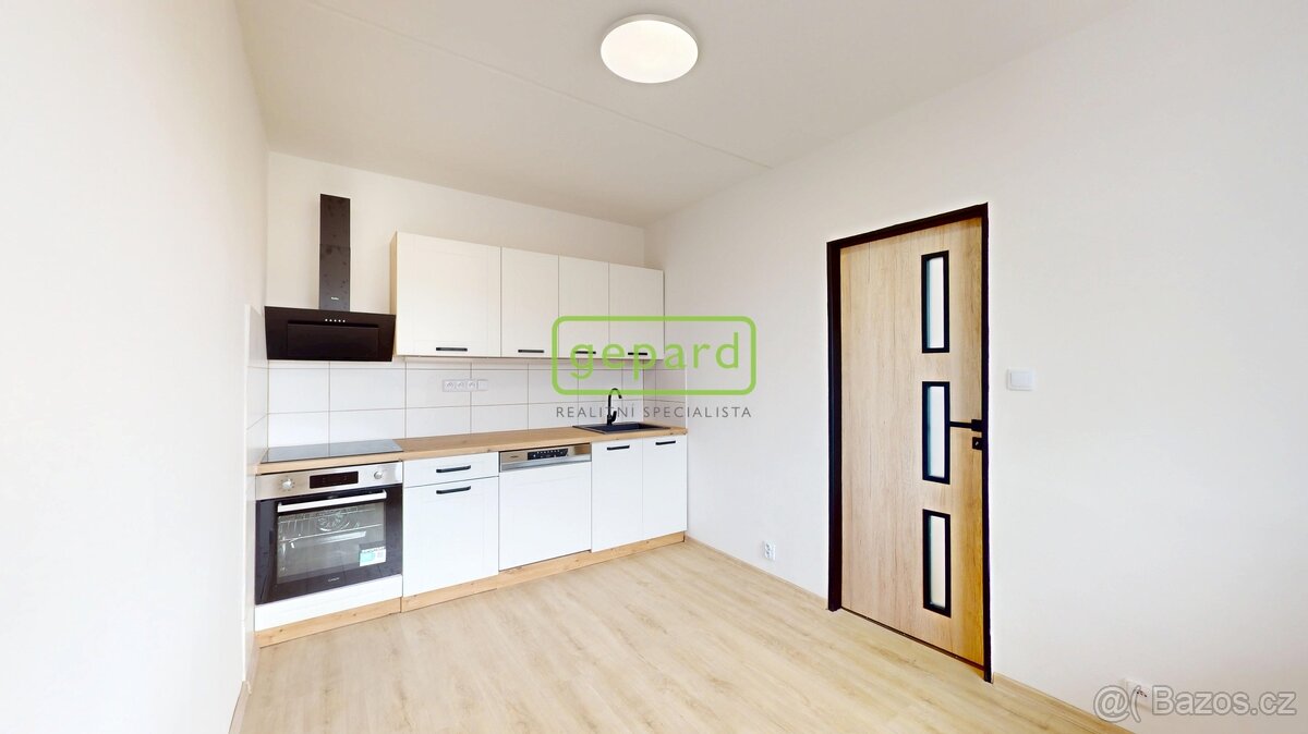 Prodej bytu 3+1 68 m² Sídliště pionýrů, Úštěk - 2