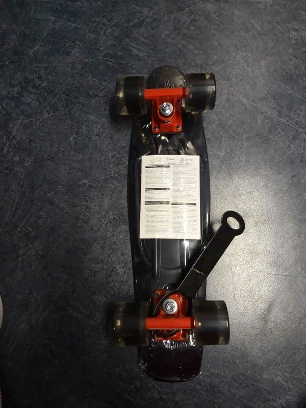 Skateboard Avengers nový - 2