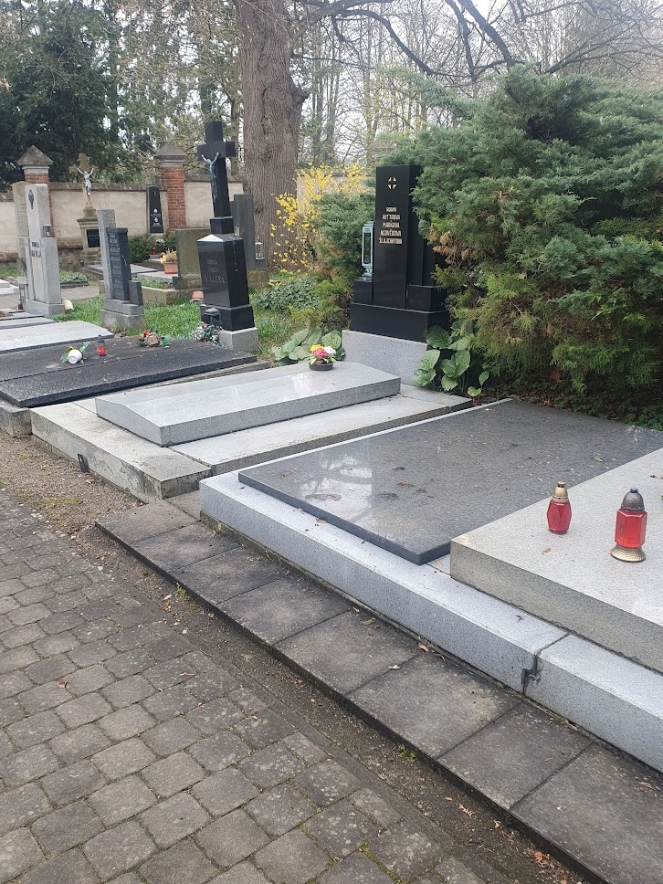 Prodej - Hrobka v Pelhřimově. - 2