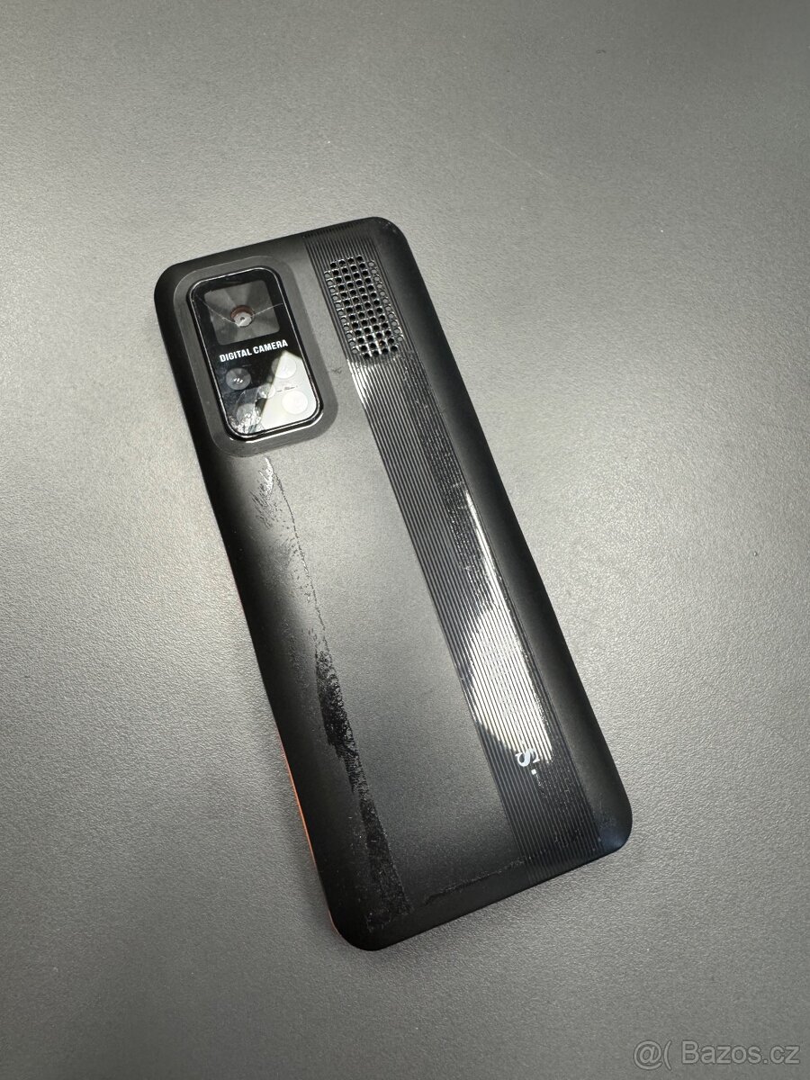 S MOBILE telefon na 4 sim - 2