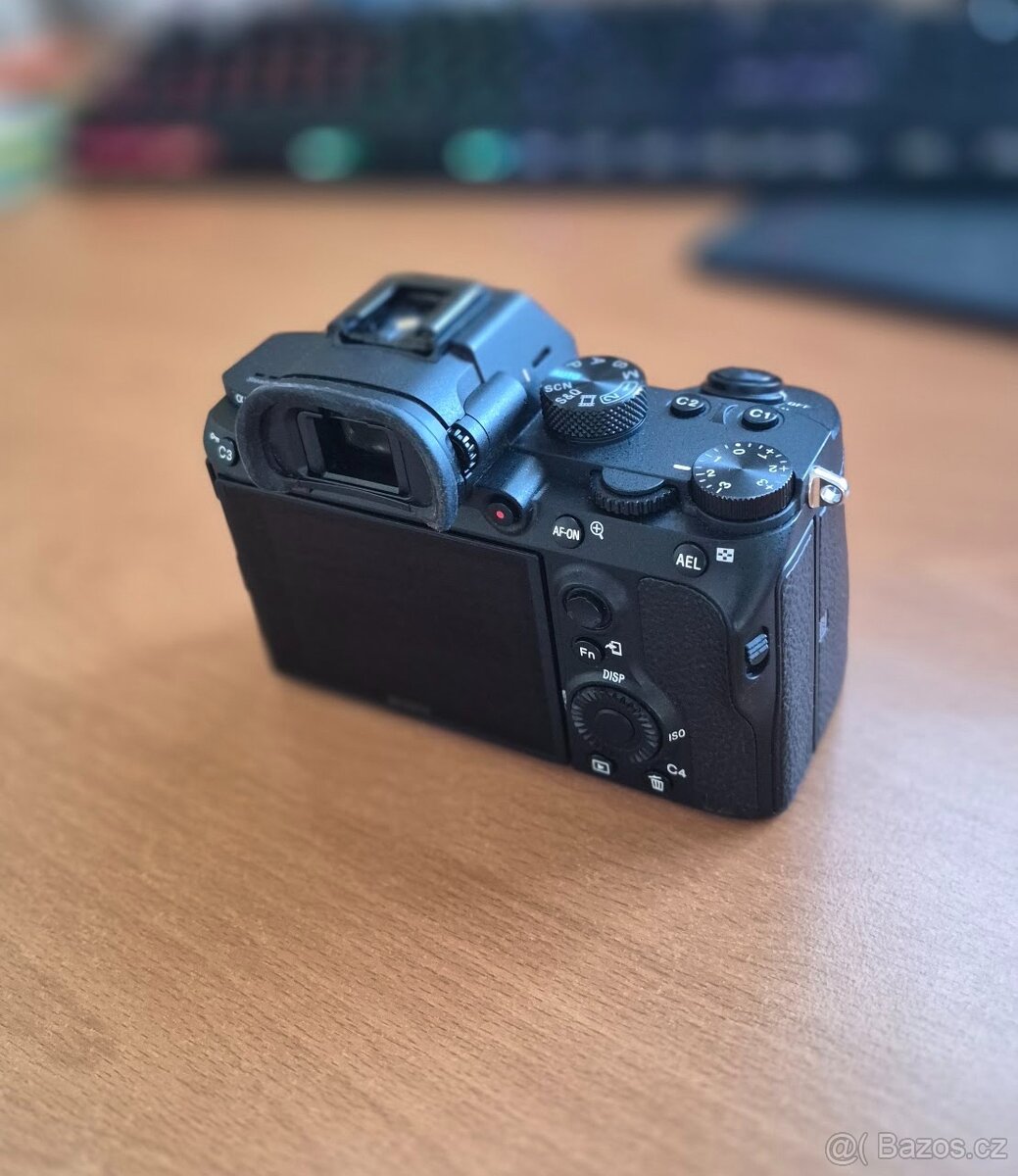 Sony Alpha A7 III zánovní - 2