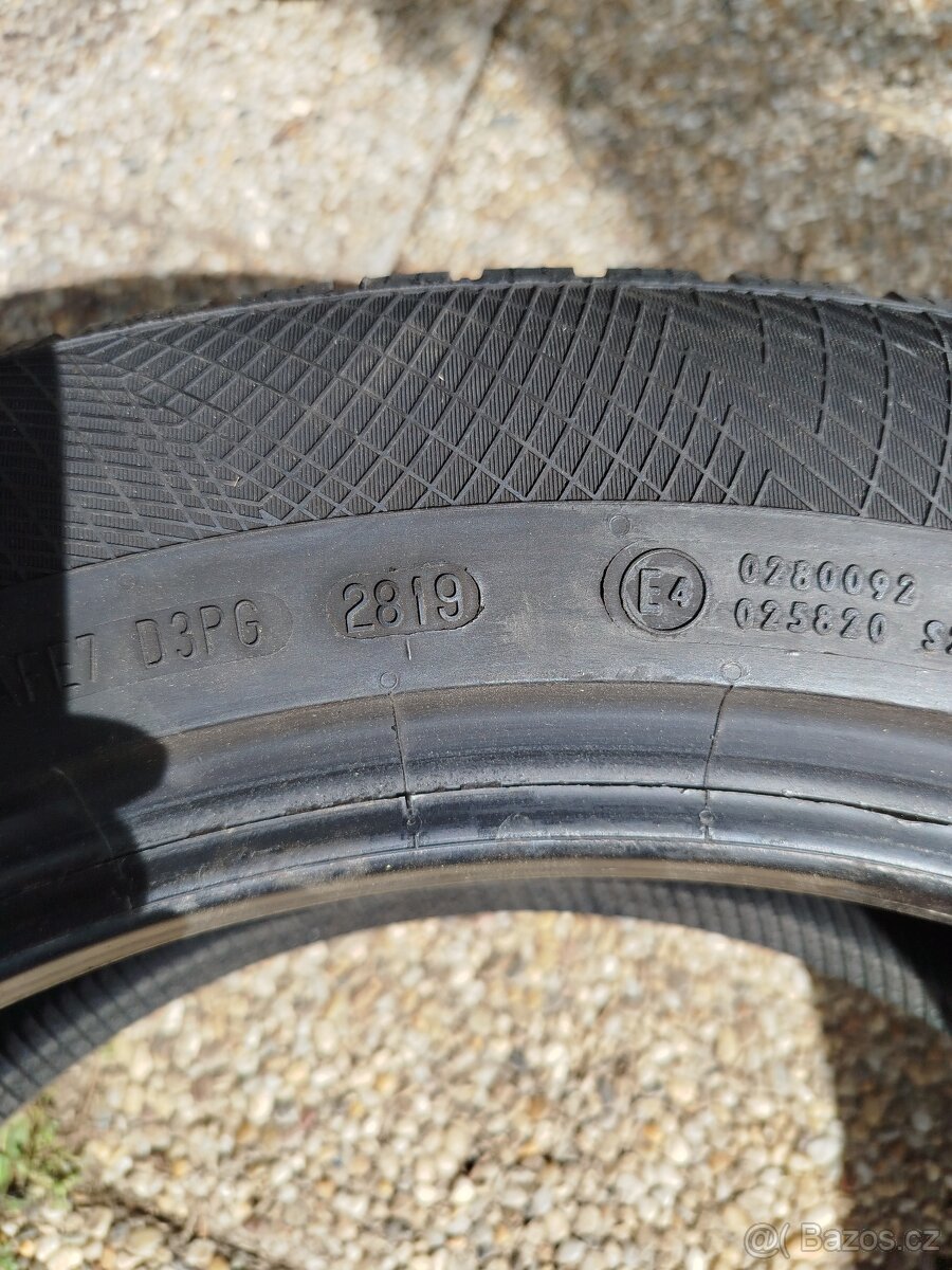 Zimní pneu 235/55R19 - 2