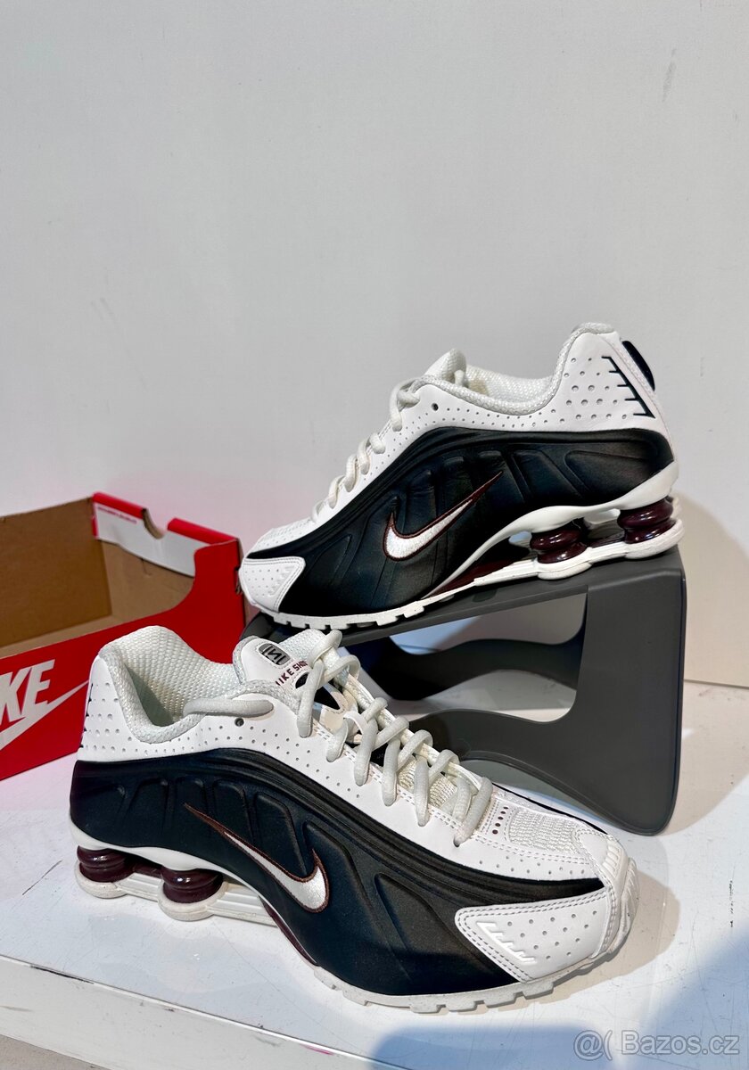 NIKE SHOX R4 - 2