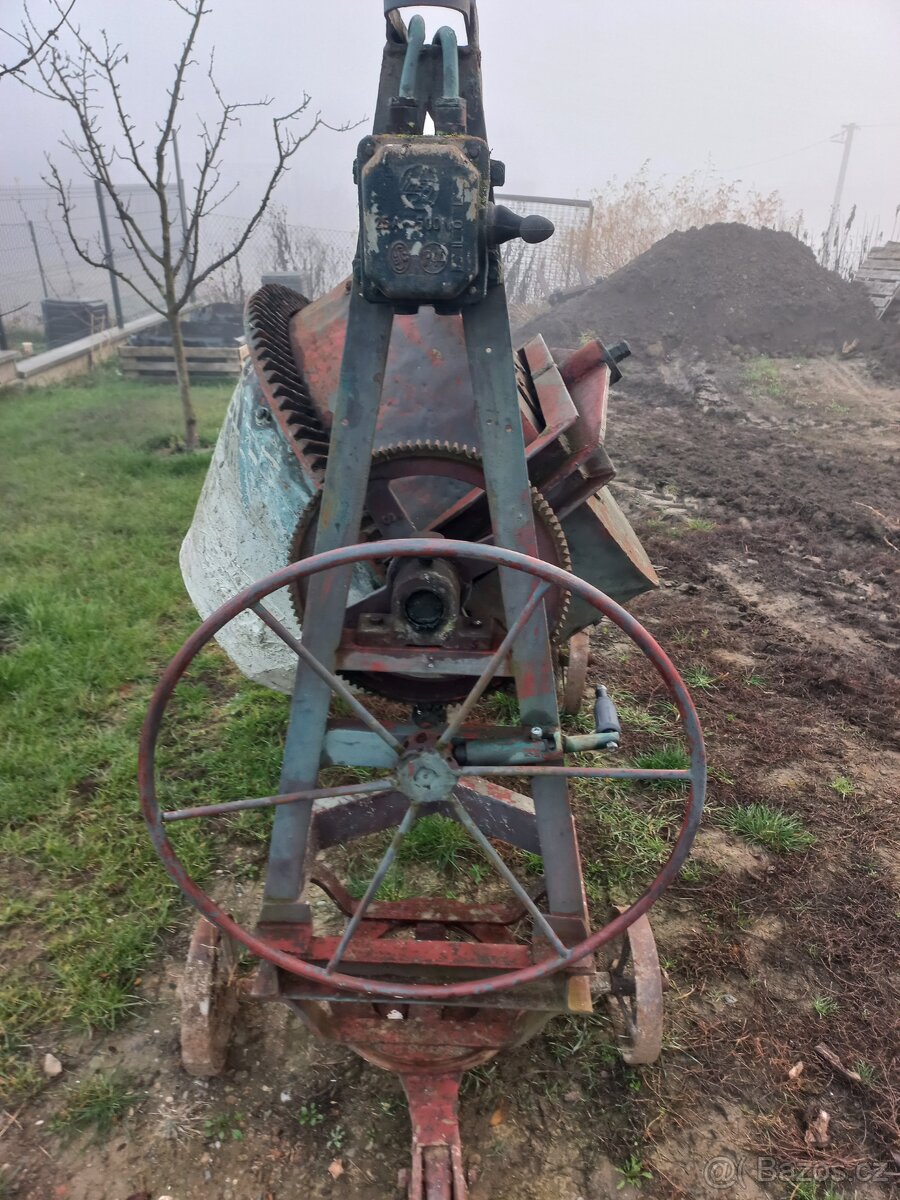 Míchačka na 0,25 kubíku betonu - 2