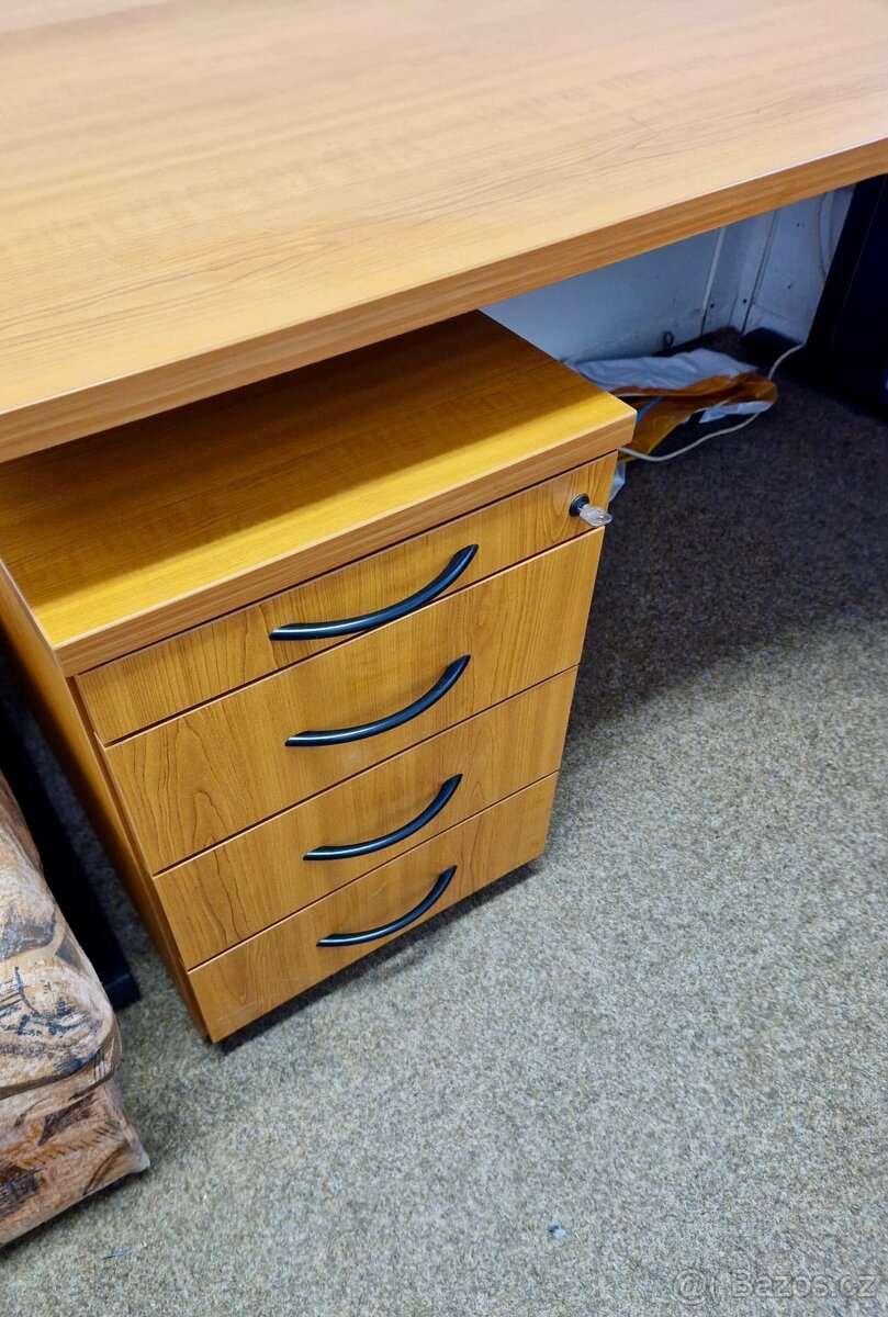 Prémiový kancelářský nábytek - 2