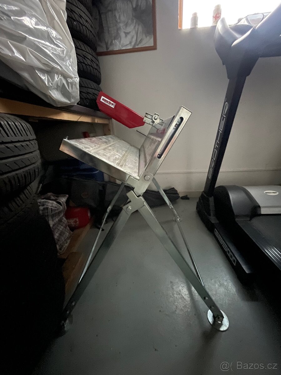 Koza na řezání dřeva s držákem na řetězovou pilu - 2