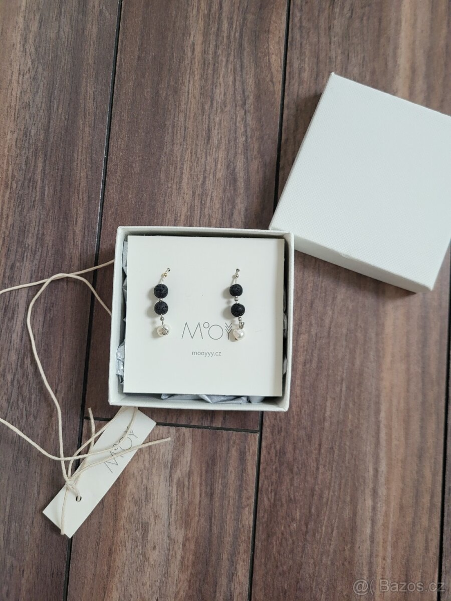 SELÉNÉ - Stříbrné náušnice, říční perla, láva - 2