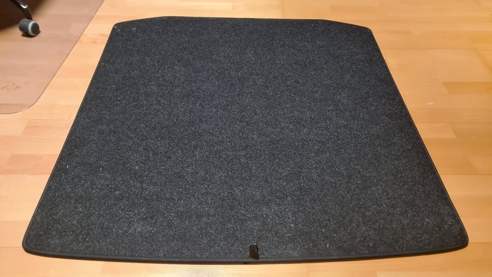 Oboustranný koberec OCTAVIA IV COMBI - 2