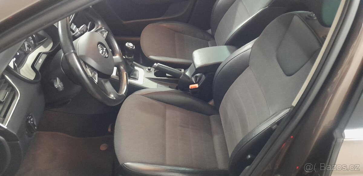 Škoda octavia III kombi 1.4 tsi 103 kw ELEGANCE - 2