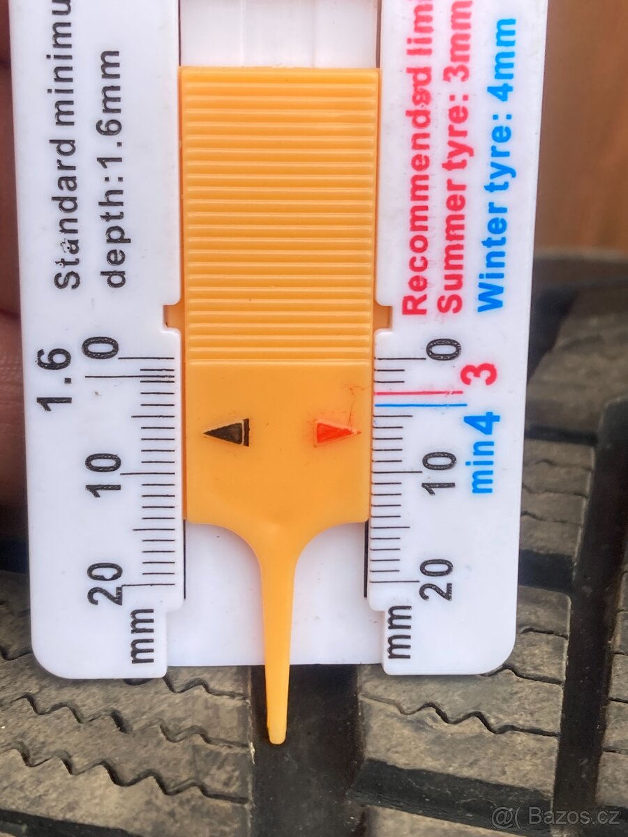 2x Hankook 255/45r19 6mm zimní - 2