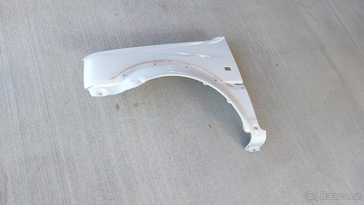 Suzuki Jimny – Blatník LP bilý - 2