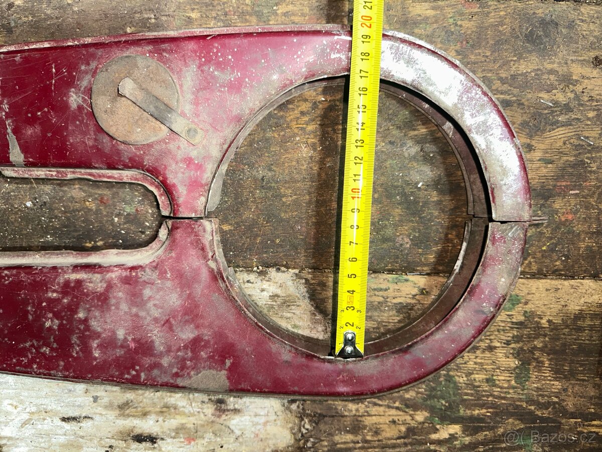 Kryt řetězu Jawa 350 panelka - 2