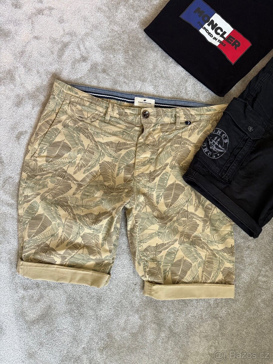 Krásný komplet pánského oblečení - 2