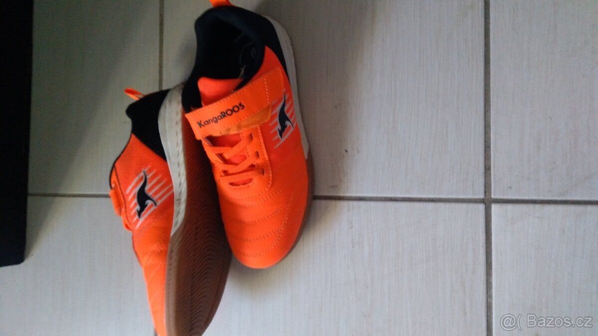 SÁLOVKY vel. 35 - 2ks - 2