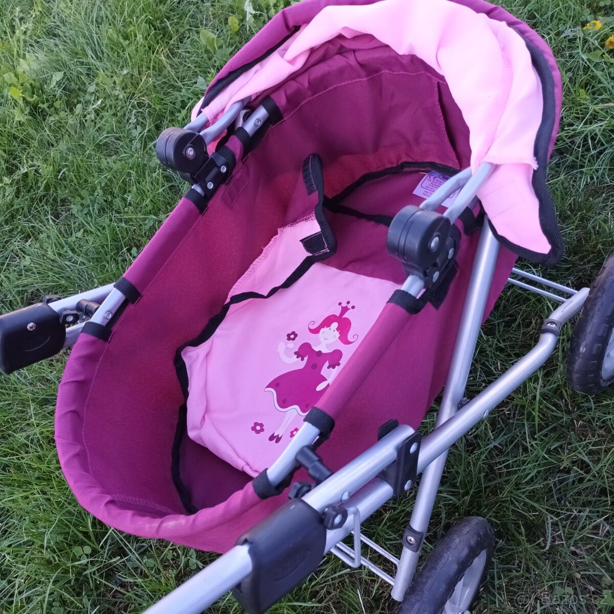 kočárek pro panenky - 2