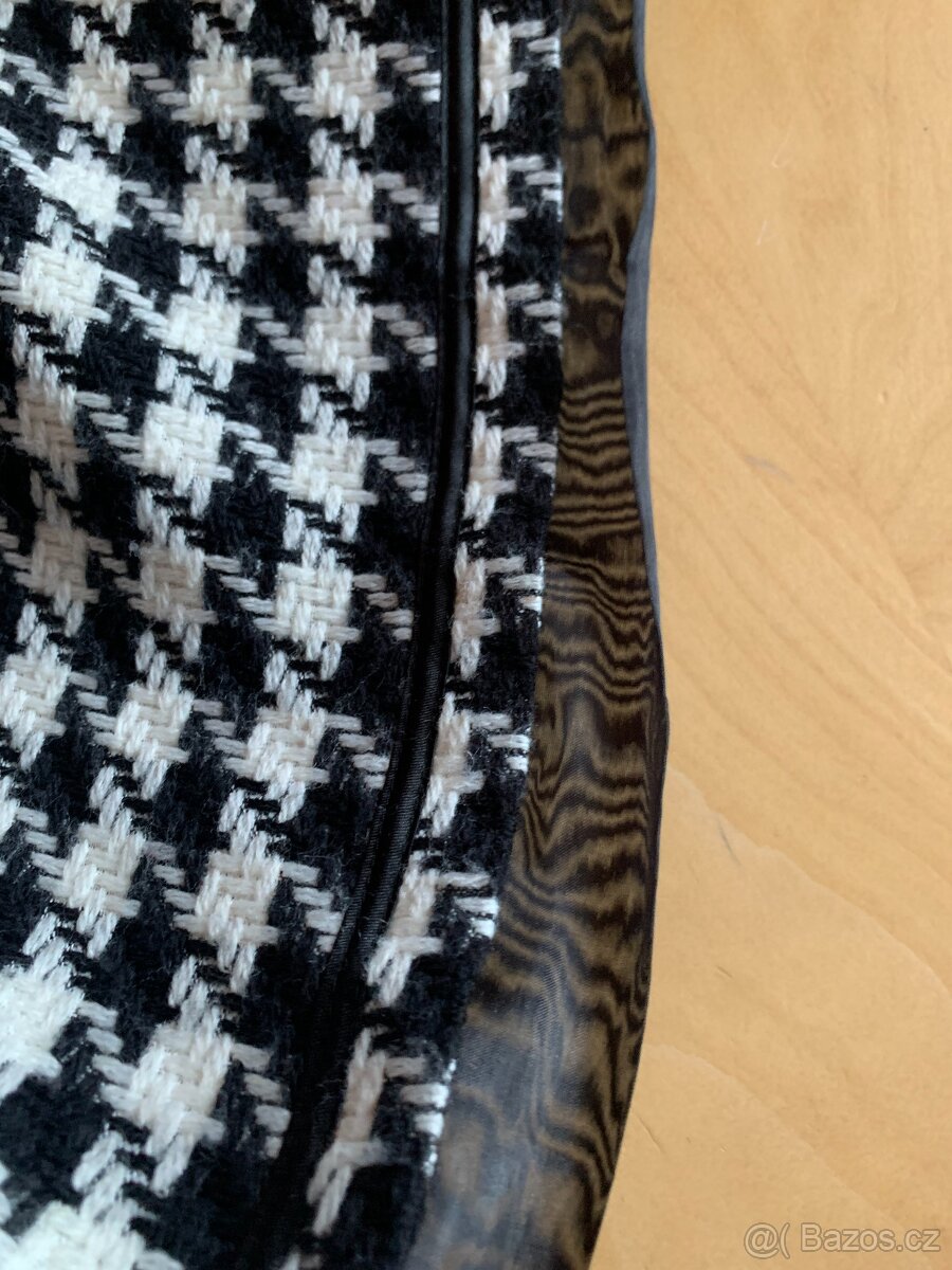 černobílá značková sukně - vel. S/M - 2