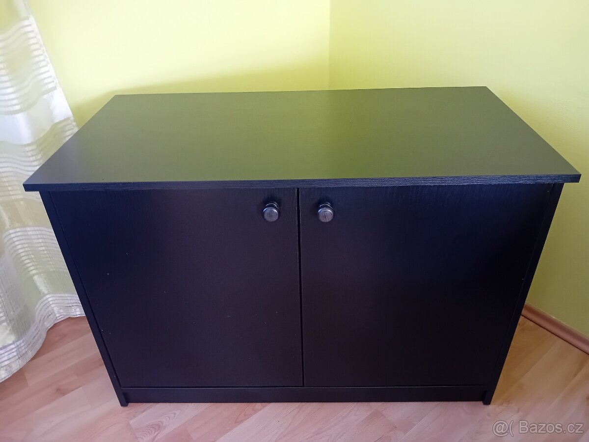 Skříň pod akvárium - 2