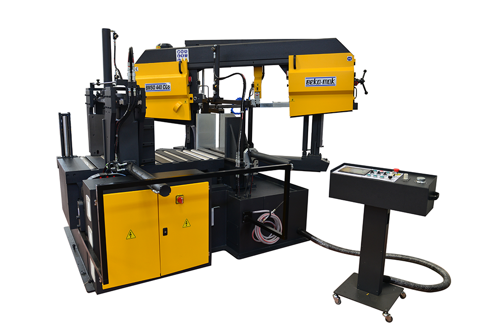 Pily na kov, různé typy a velikosti - 2