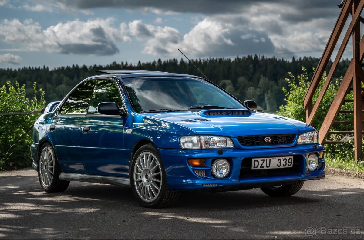 Subaru Impreza GT - 2