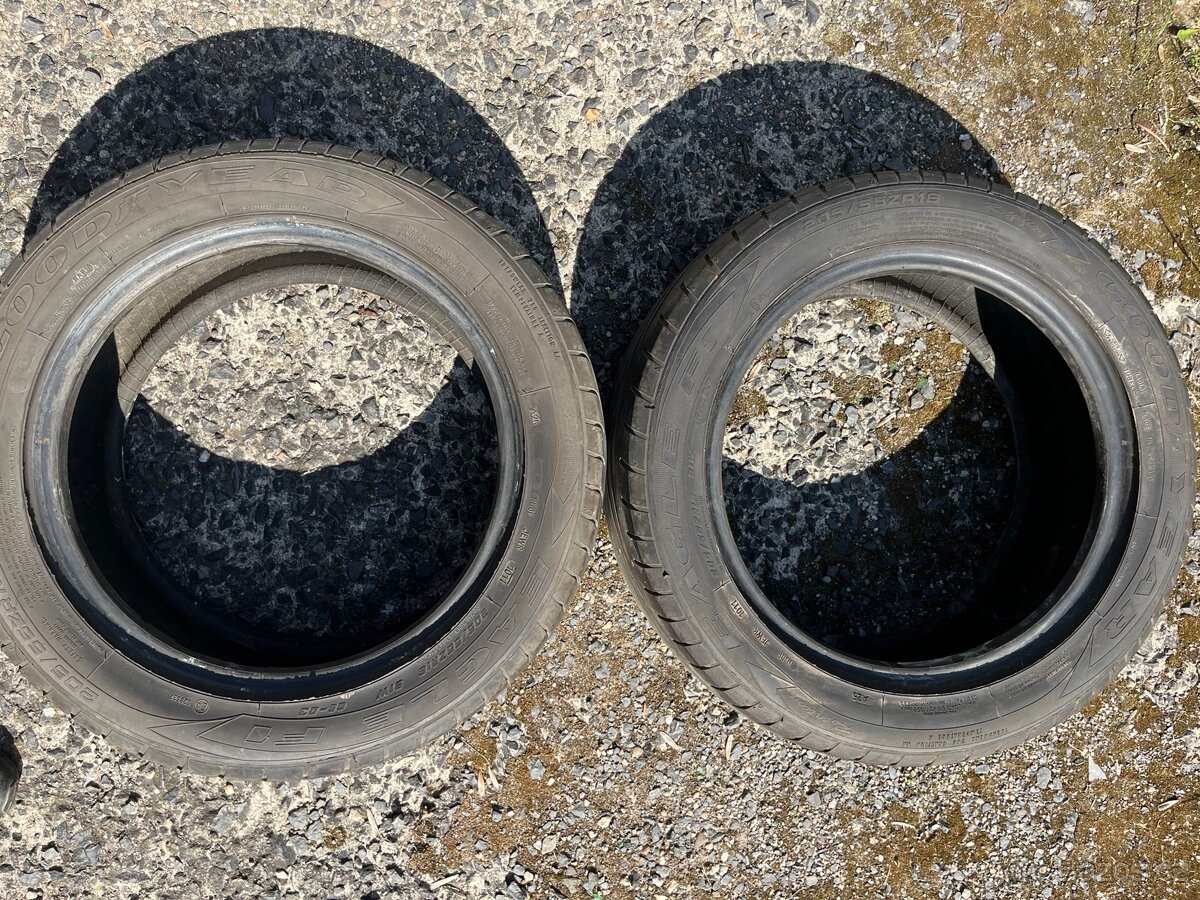 205/55/16” Goodyear - 2