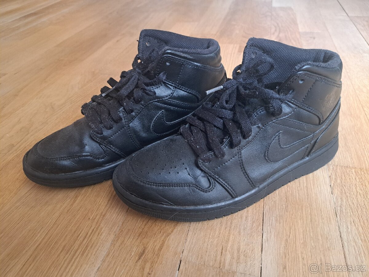 Nike Air Jordan 1 Mid - 2