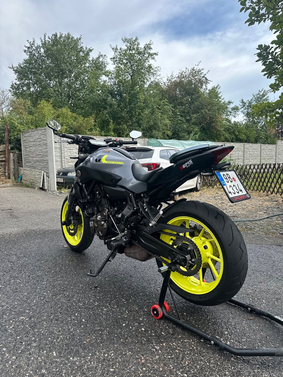 Yamaha mt07 35kw - 2